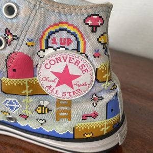 Chuck taylor converse video gamer